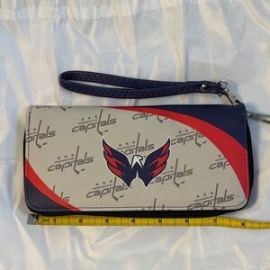 NHL Washington Capitals Wristlet Wallet